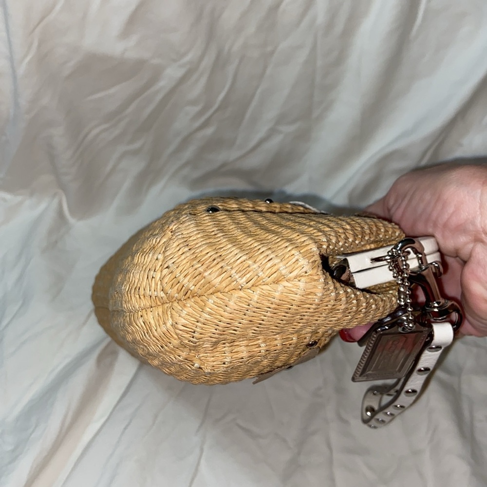 Coach Tan Straw Floral Appliqué Wristlet with Cream Trim - Picture 10 of 16